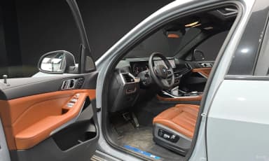 X7 (G07)