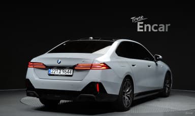 5 Series (G60)