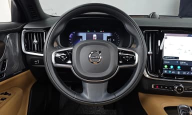 S90