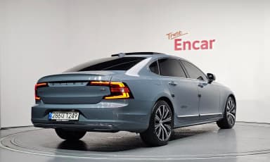 S90