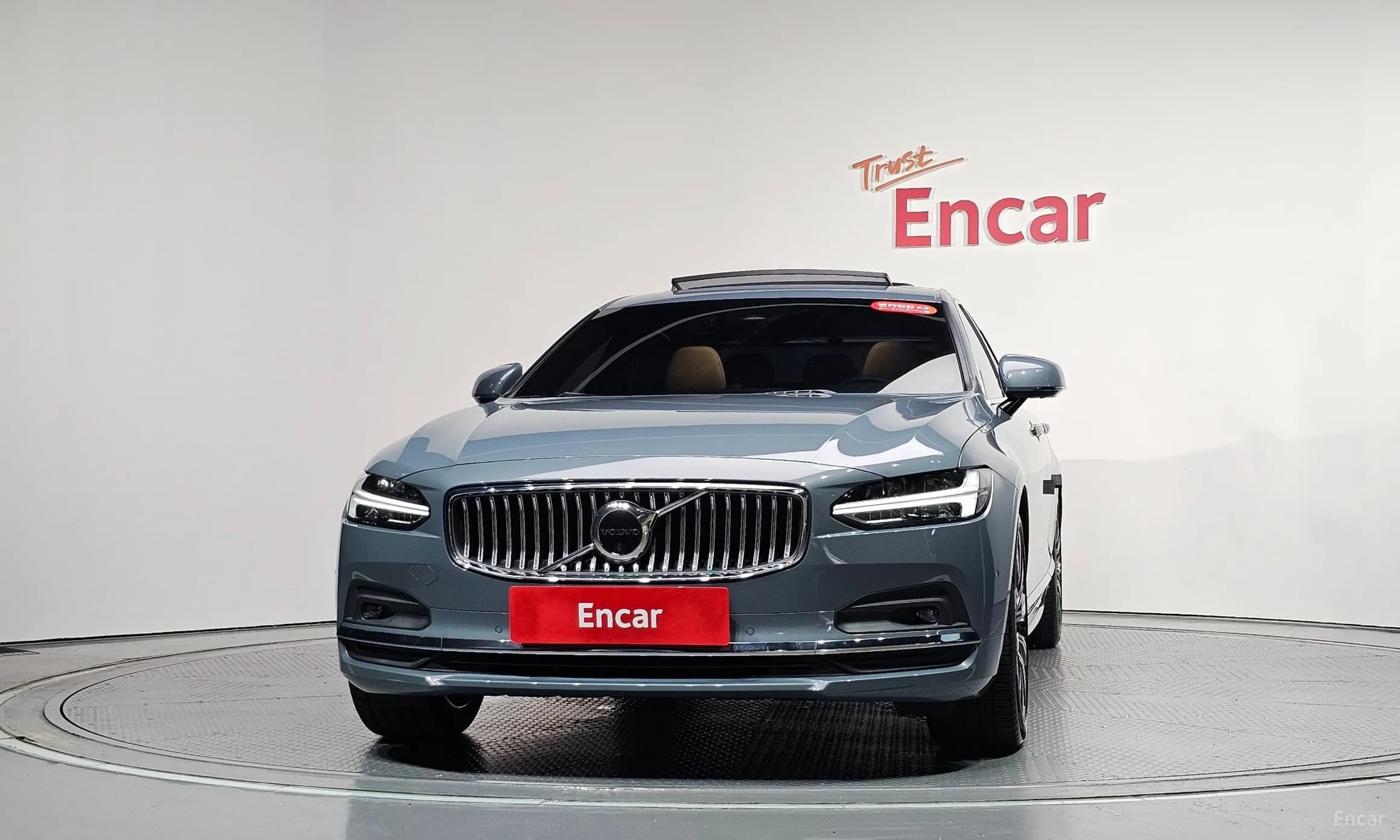 S90