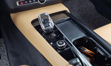 S90