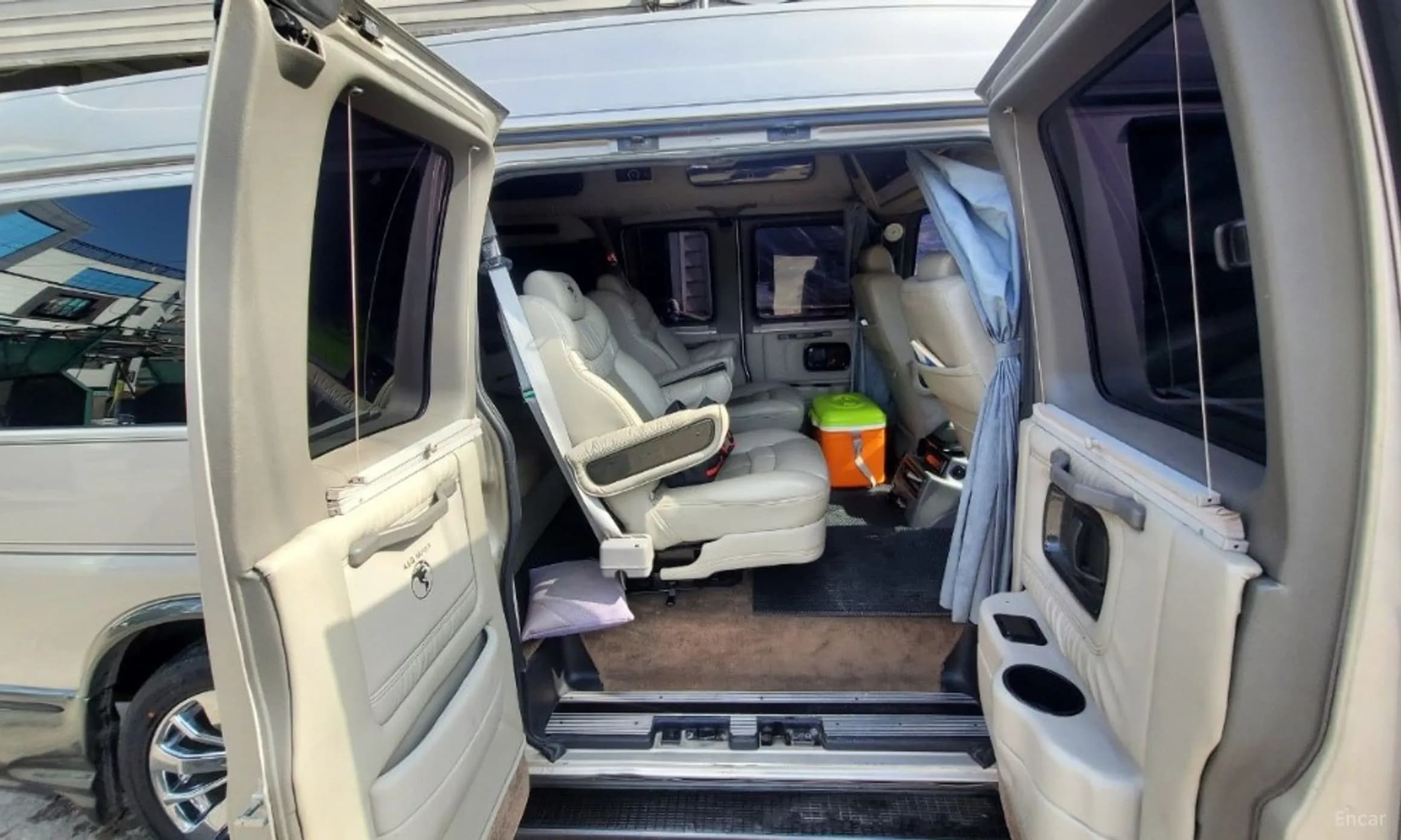 Express Van