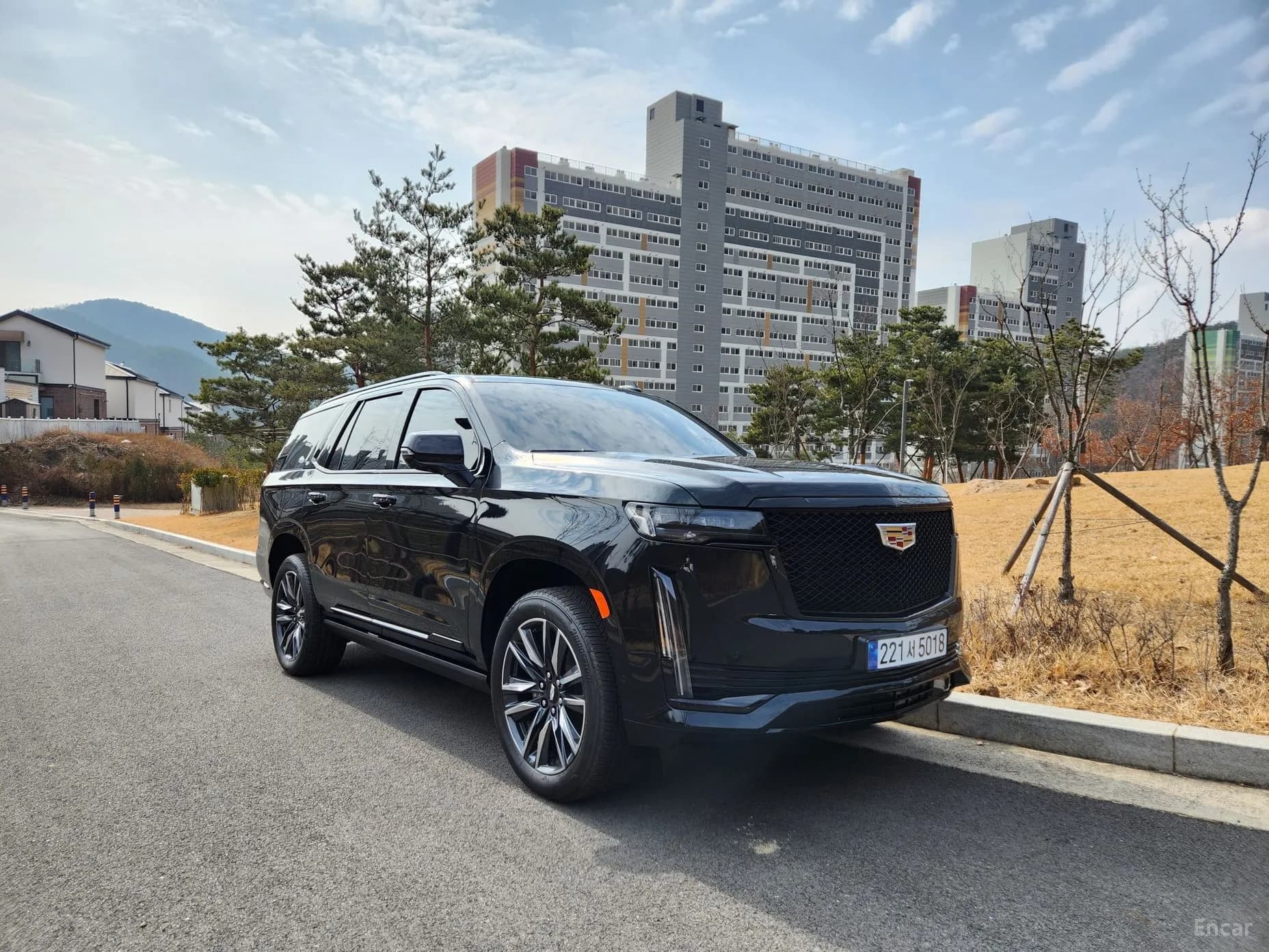 Escalade 5th Generation