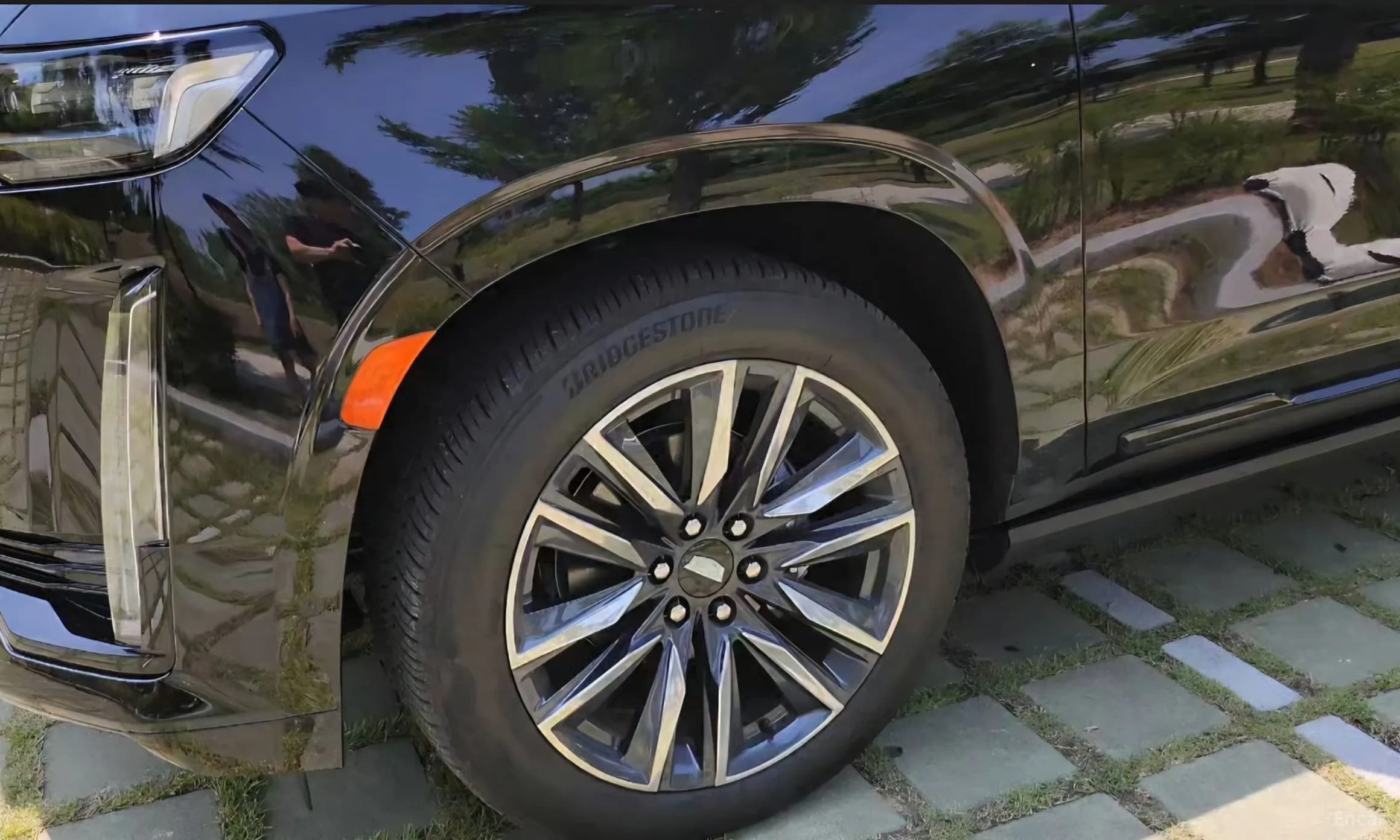 Escalade 5th Generation