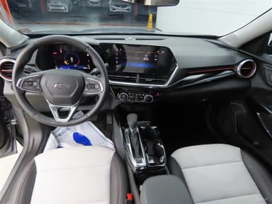 Trax Crossover