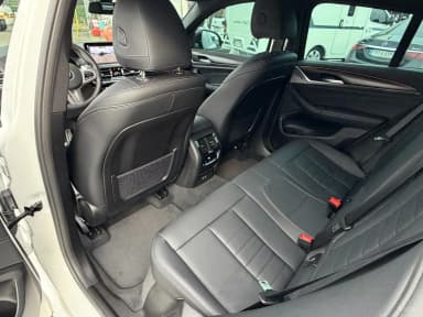 X4 (G02)