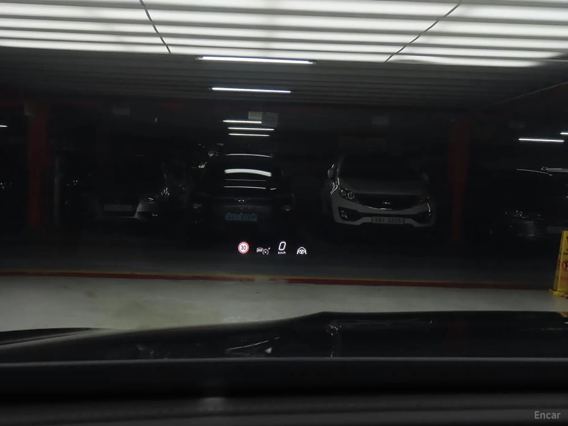 E-Class W214