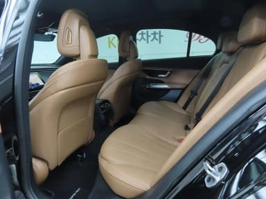E-Class W214