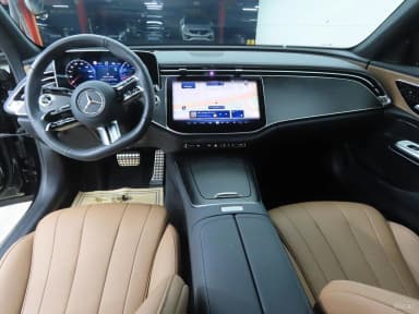 E-Class W214