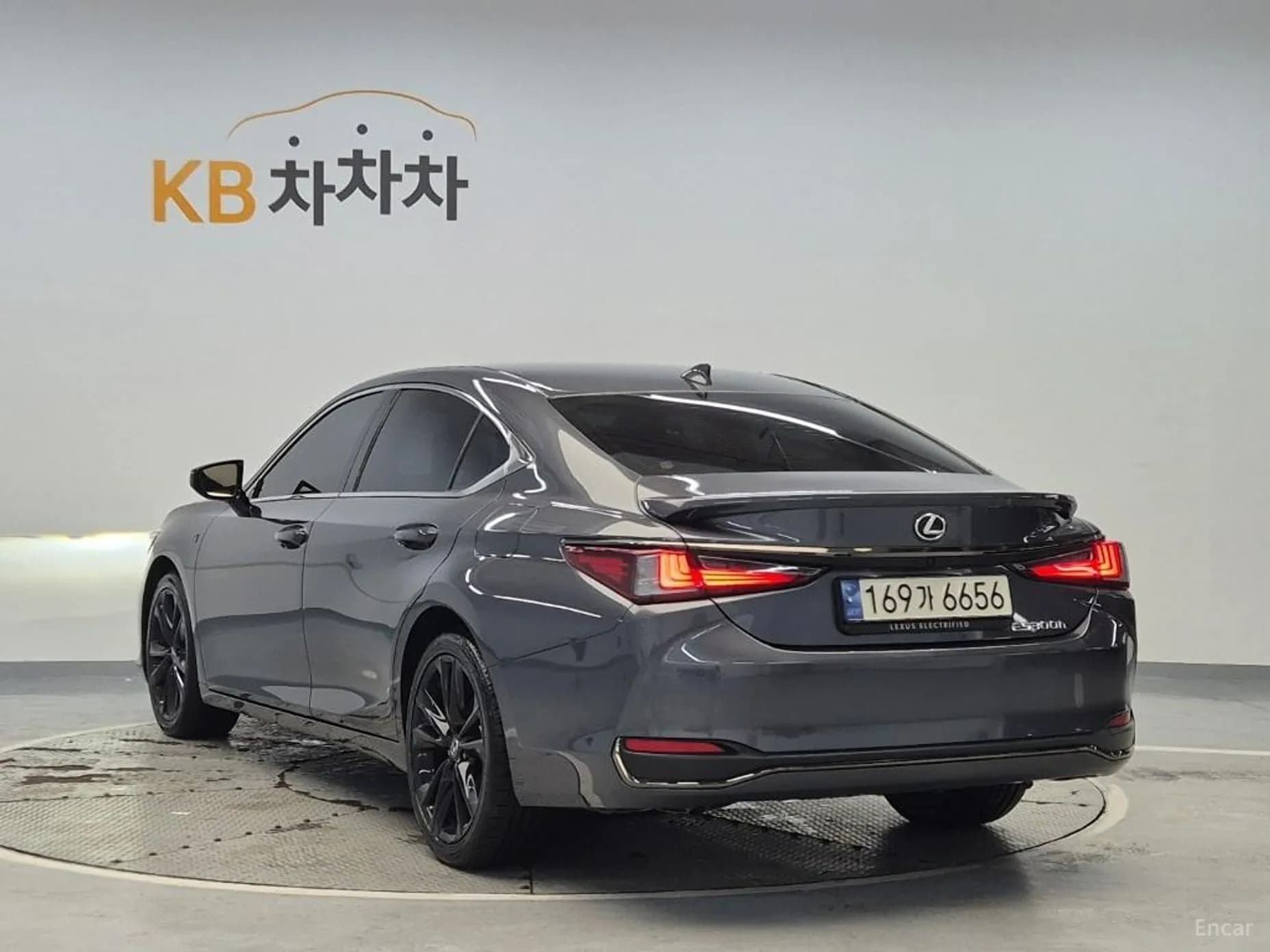 ES300h 7th Generation