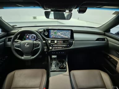 ES300h 7th Generation
