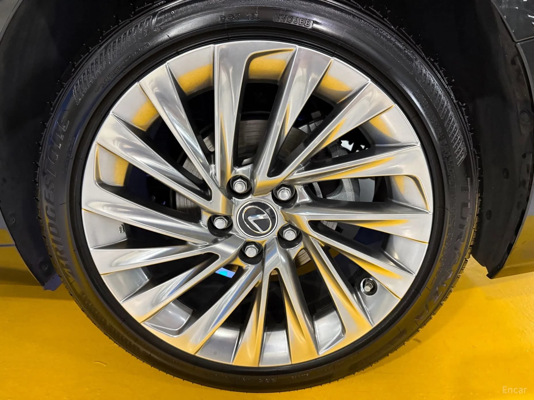 ES300h 7th Generation