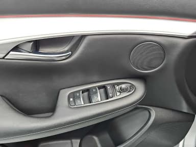 QX50 (P71A)