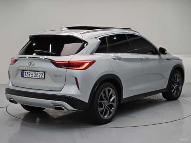 QX50 (P71A)