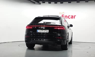 Q8 (4M)