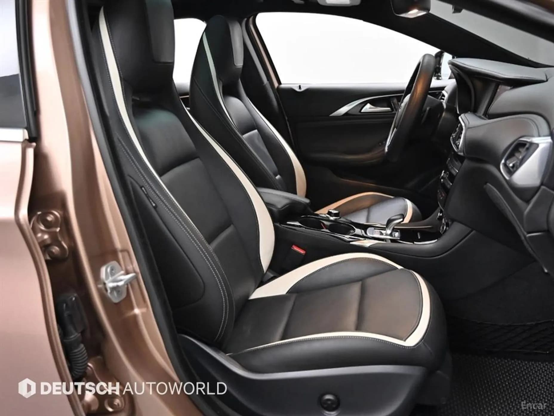 Q30