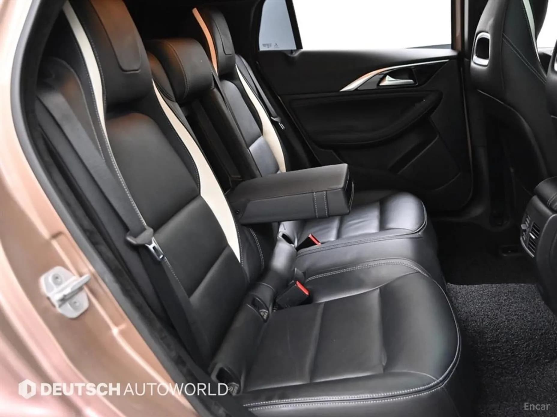 Q30
