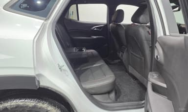 Trax Crossover
