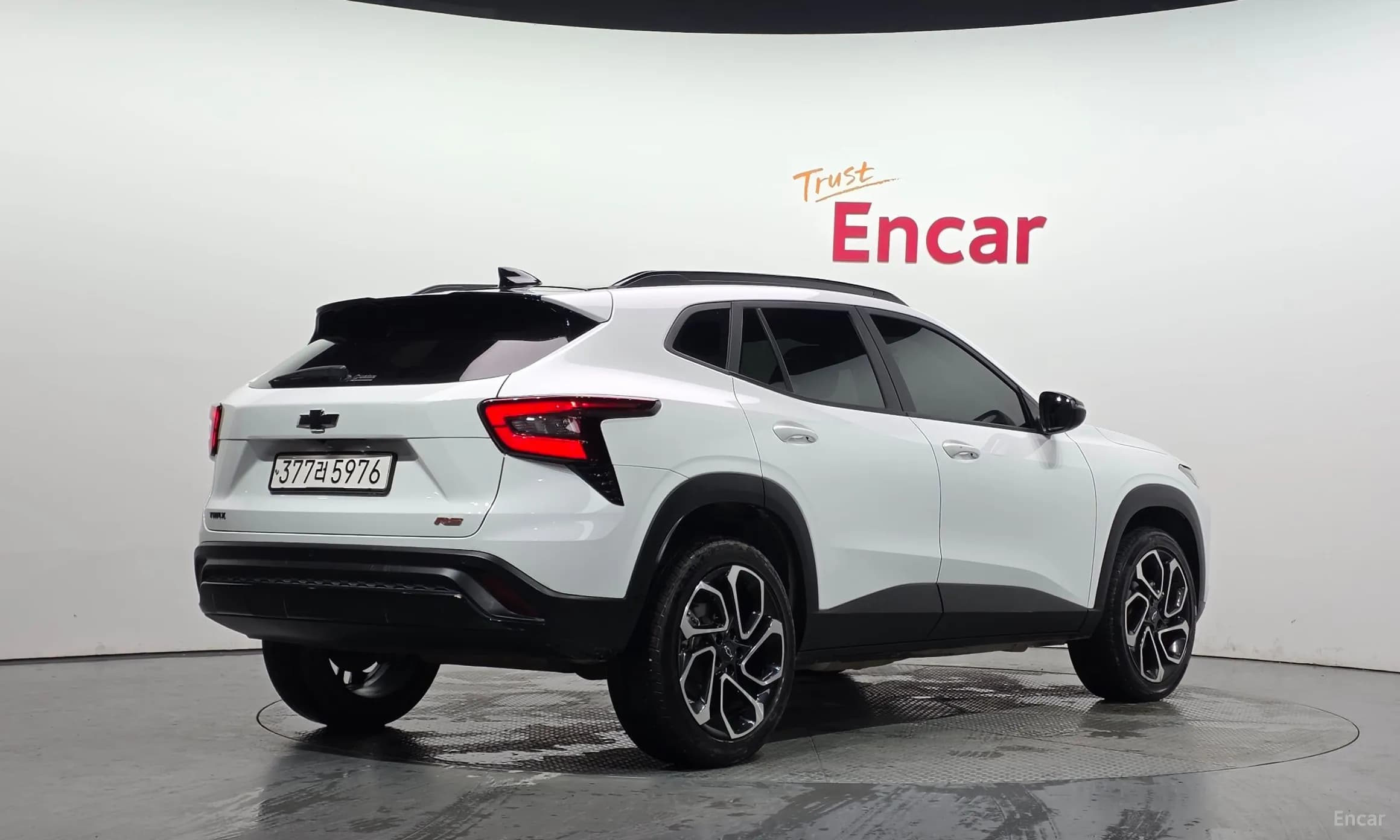 Trax Crossover