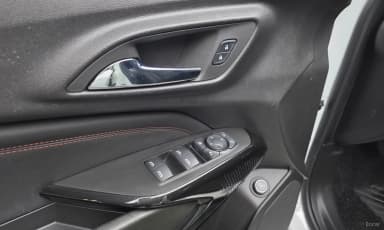 Trax Crossover