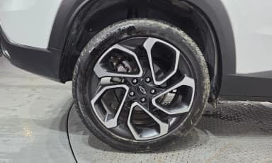 Trax Crossover