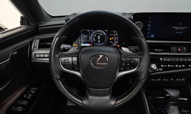 ES300h 7th Generation