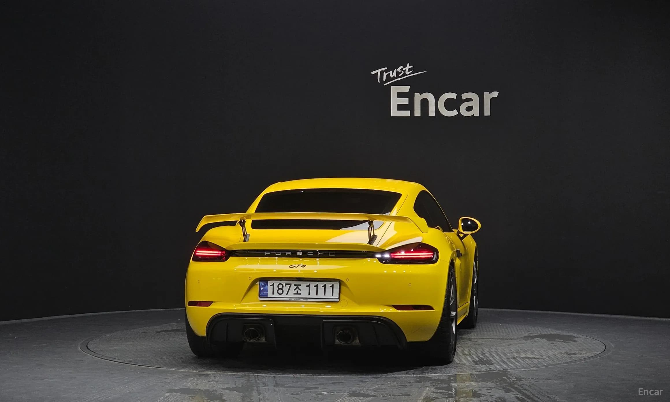 718 Cayman