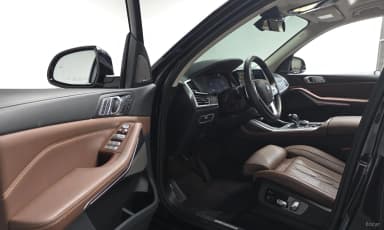 X7 (G07)