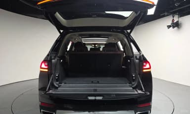 X7 (G07)