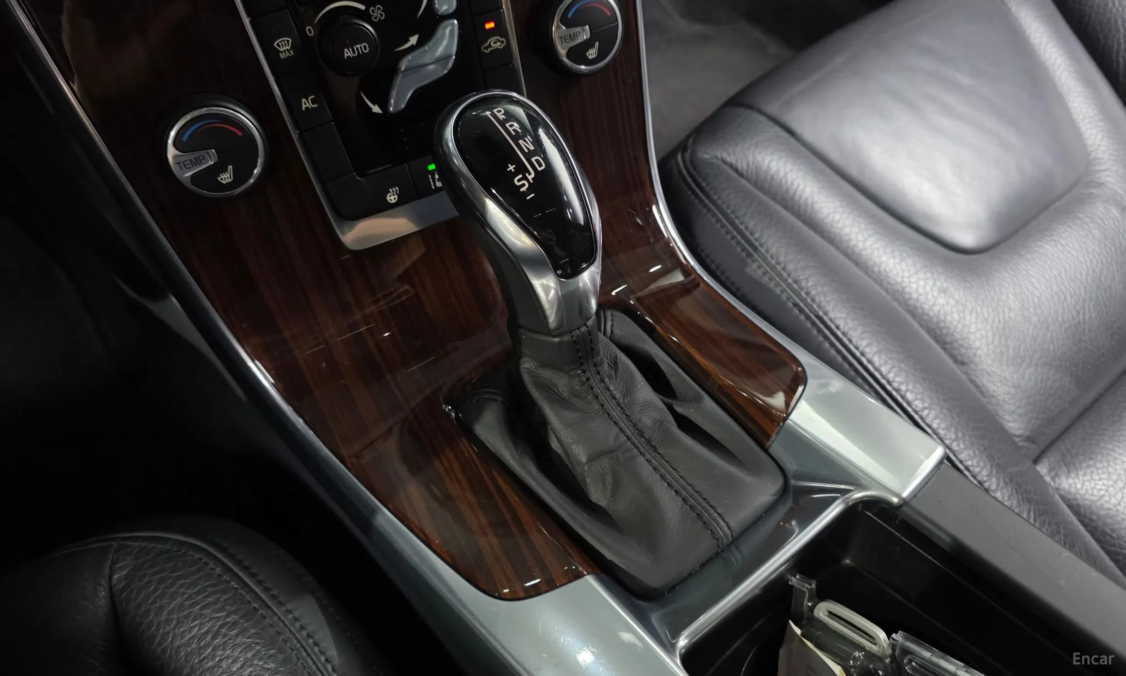 S60