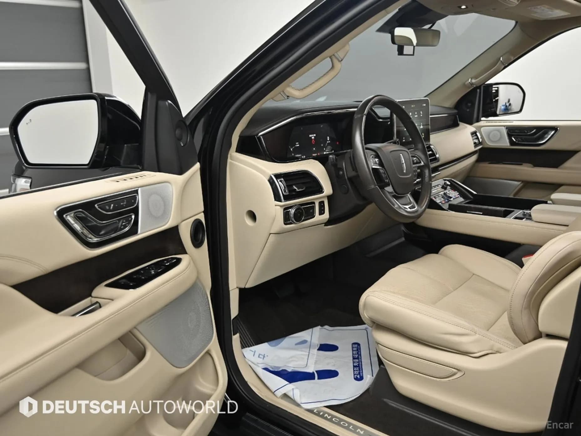 Navigator 4th generation