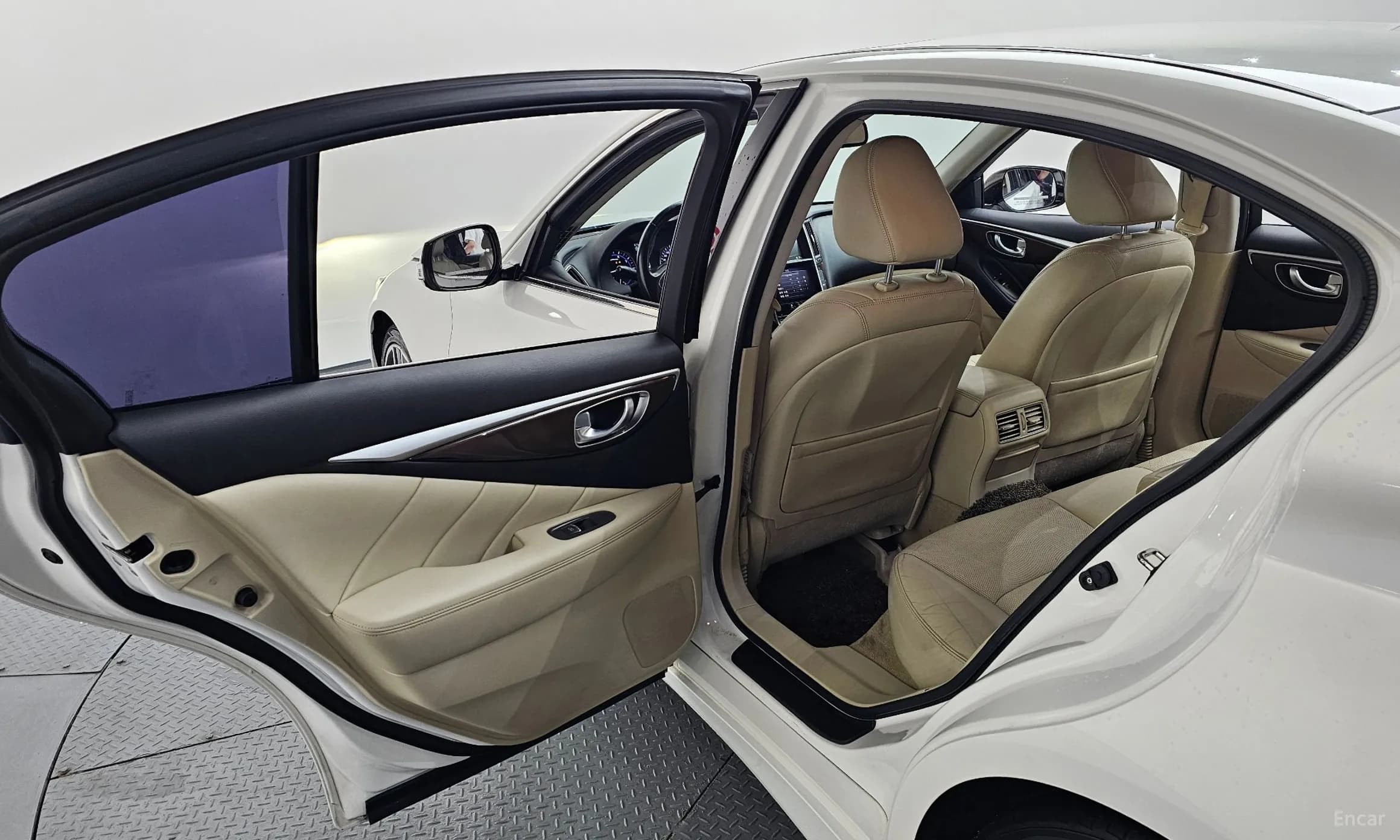 Q50