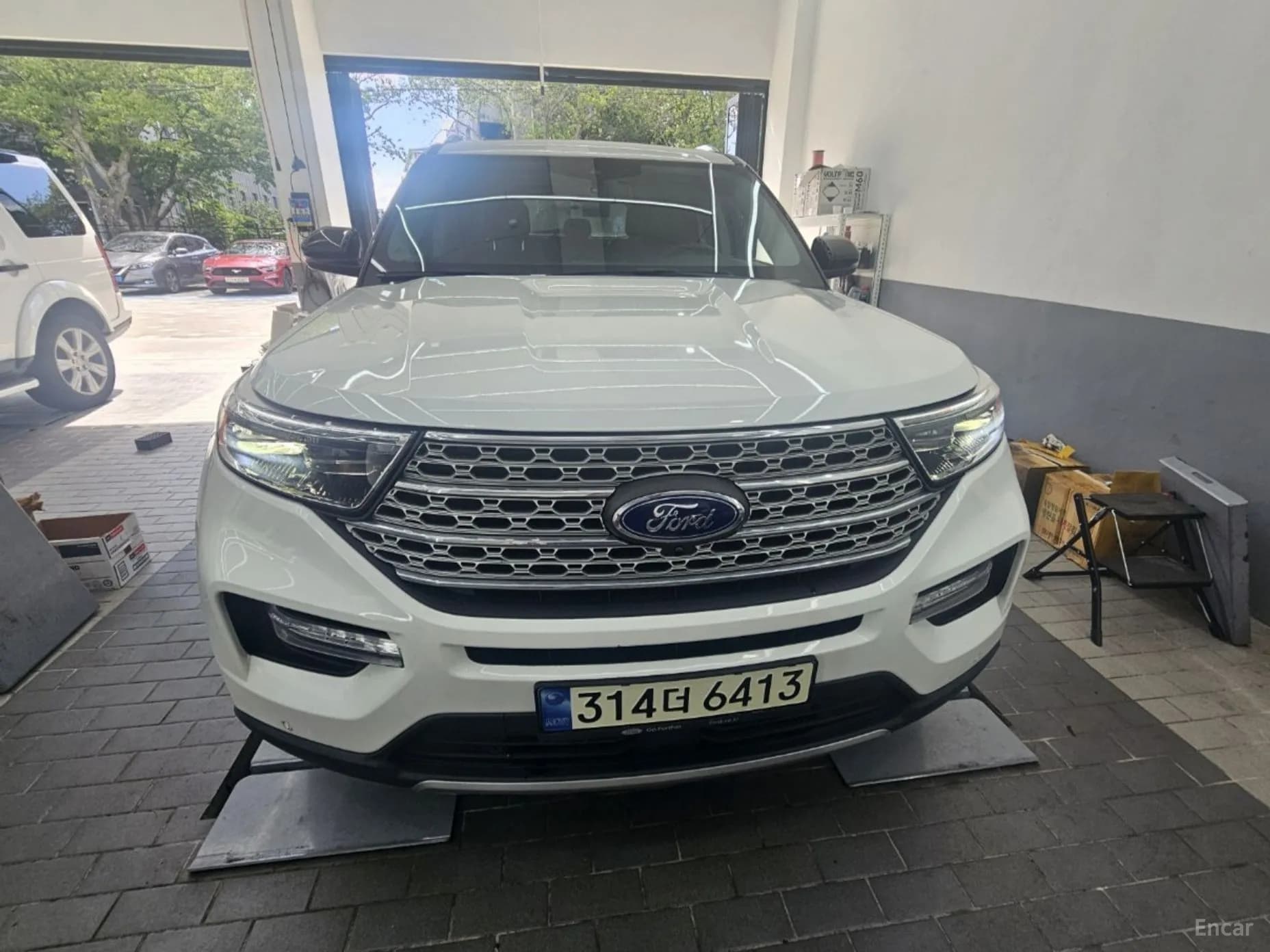 Explorer 6th Generation