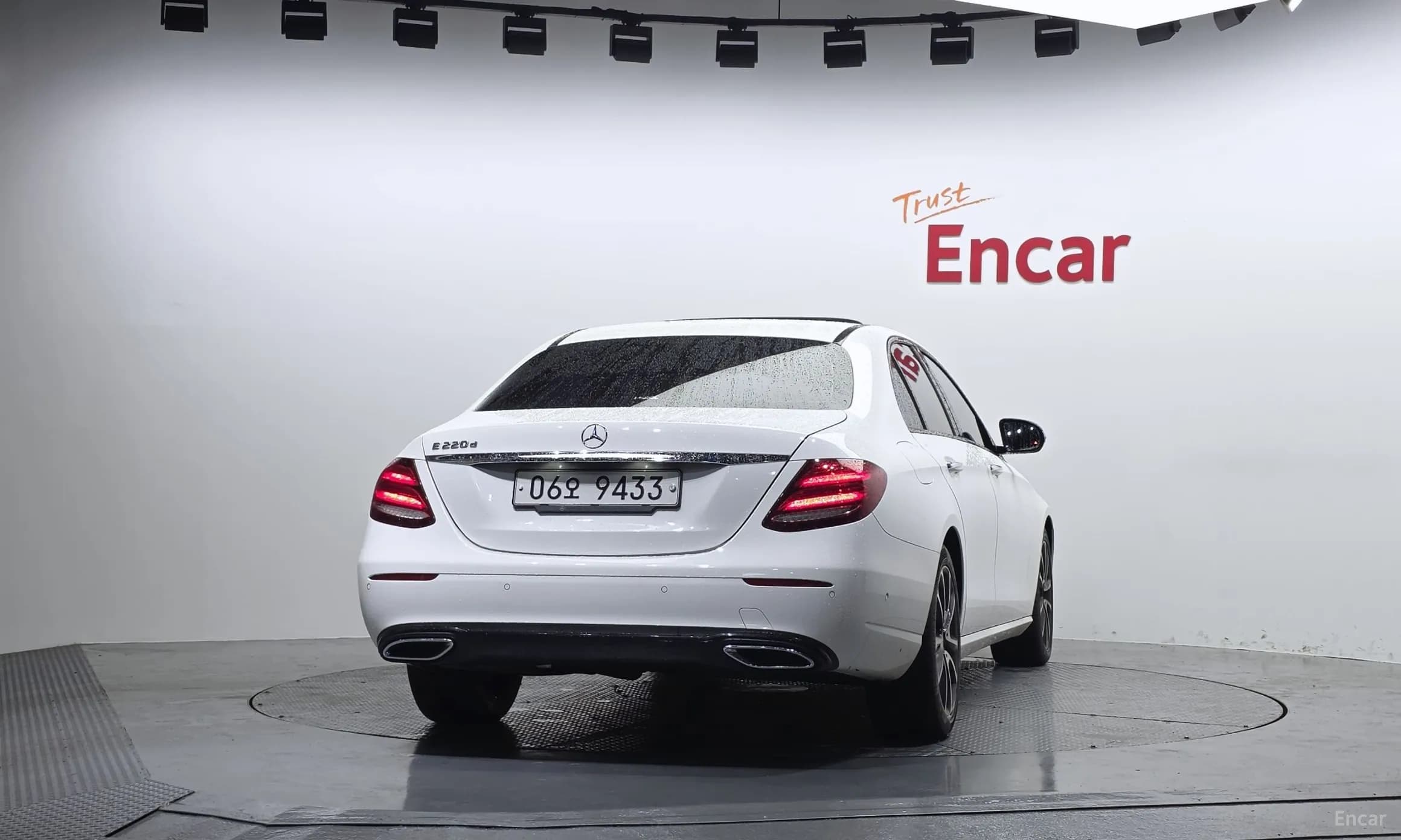 E-Class W213