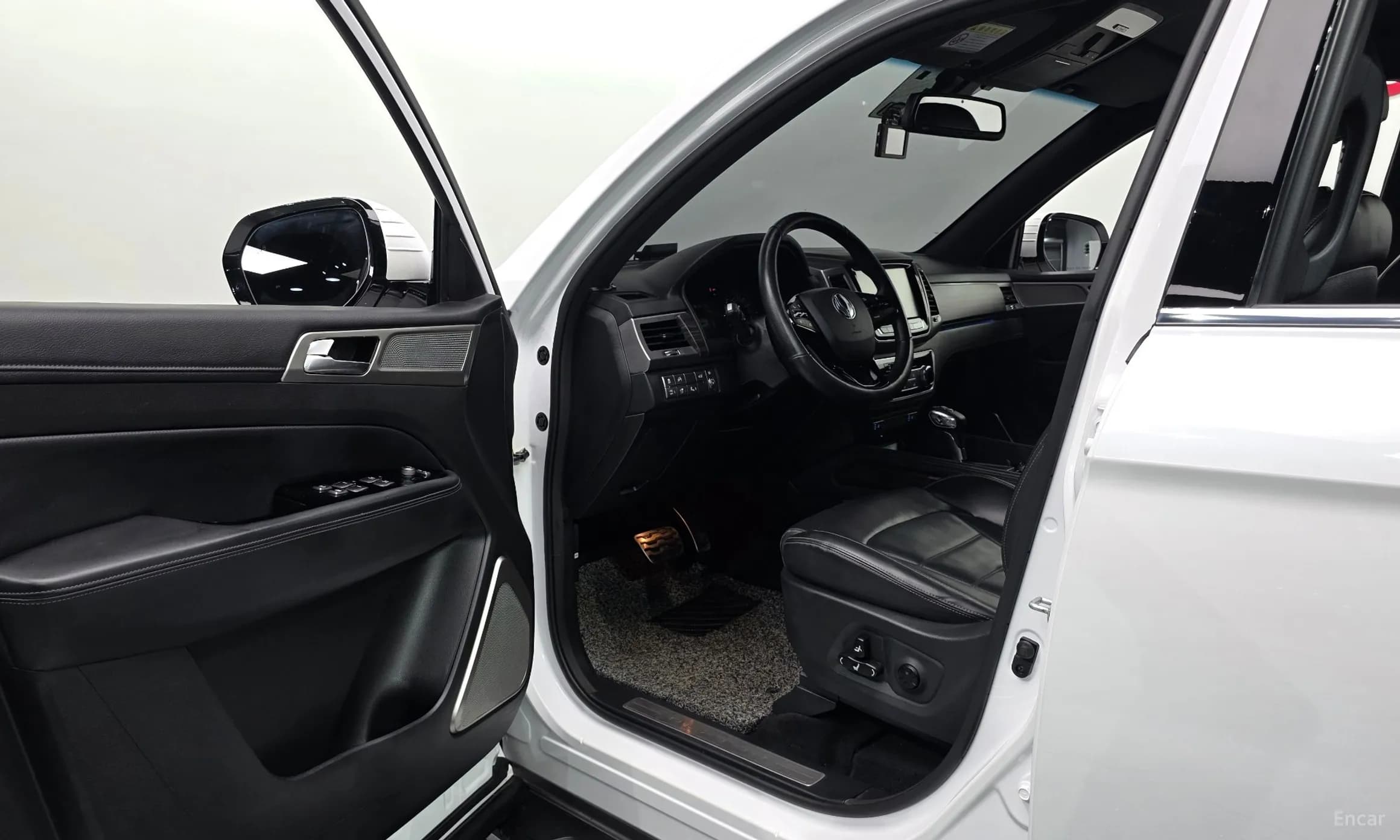 G4 Rexton