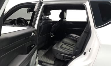 G4 Rexton