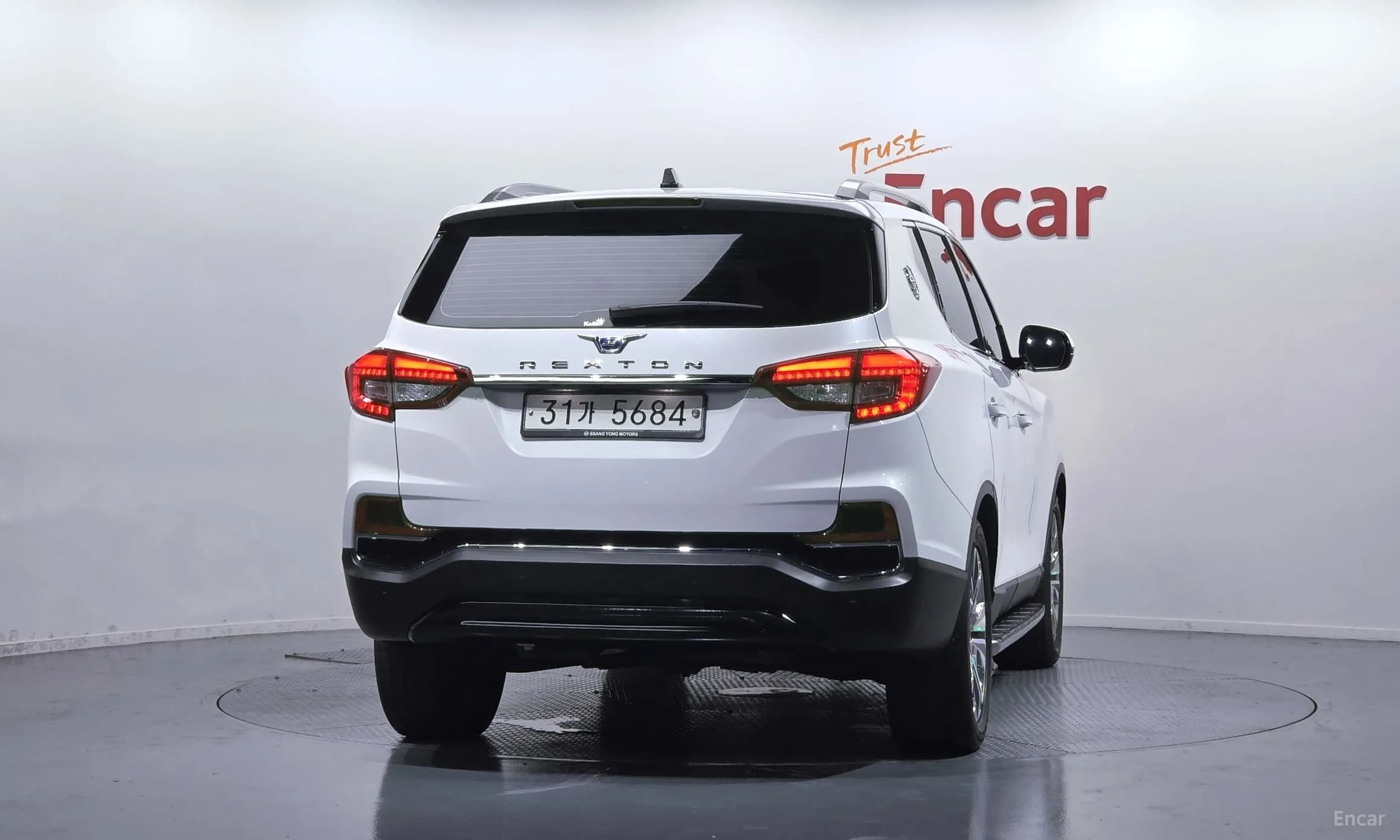 G4 Rexton