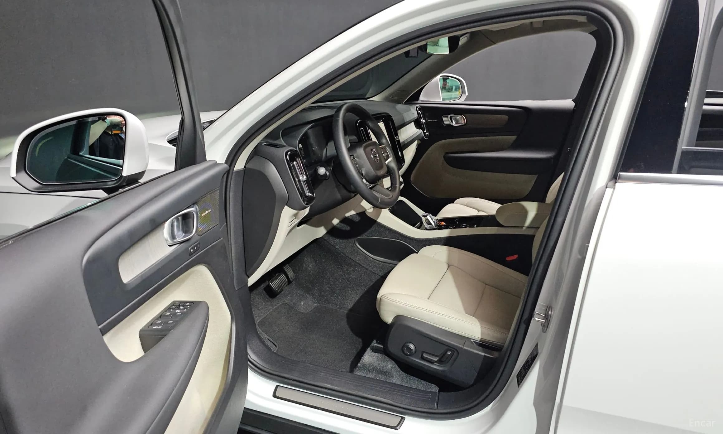 XC40