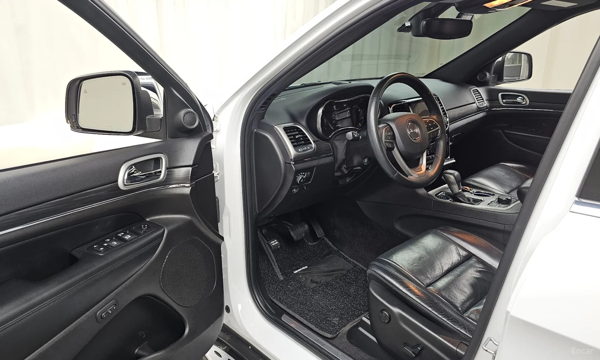 Grand Cherokee