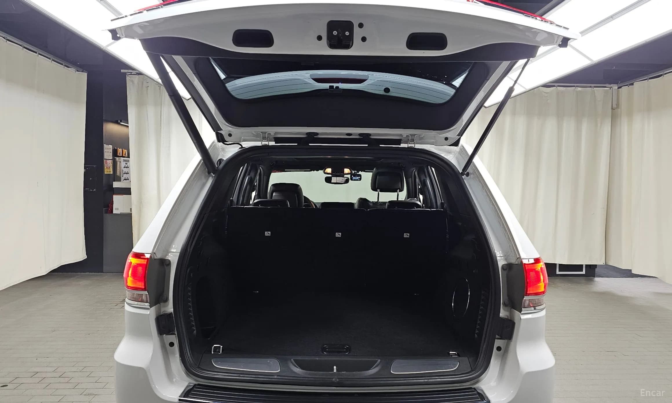 Grand Cherokee