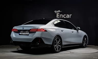 5 Series (G60)