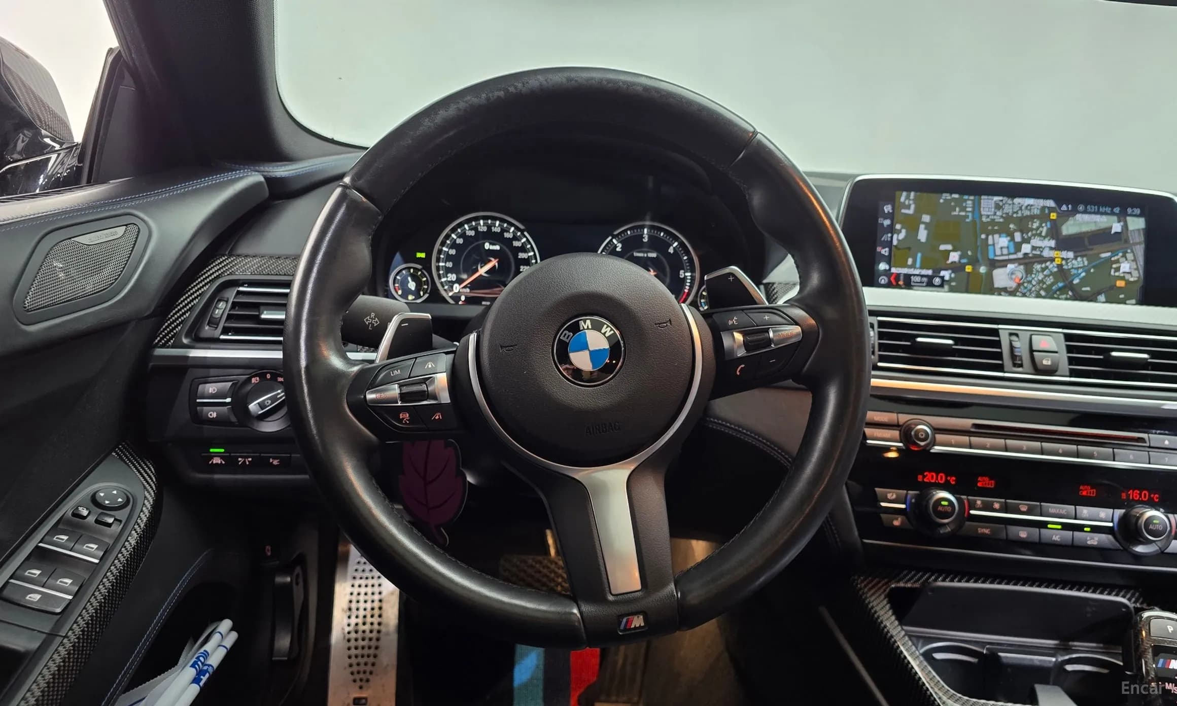 6 Series (F12)