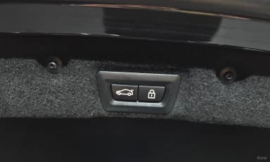 6 Series (F12)