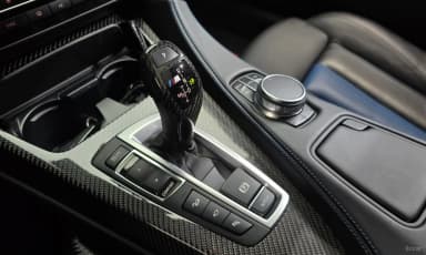 6 Series (F12)