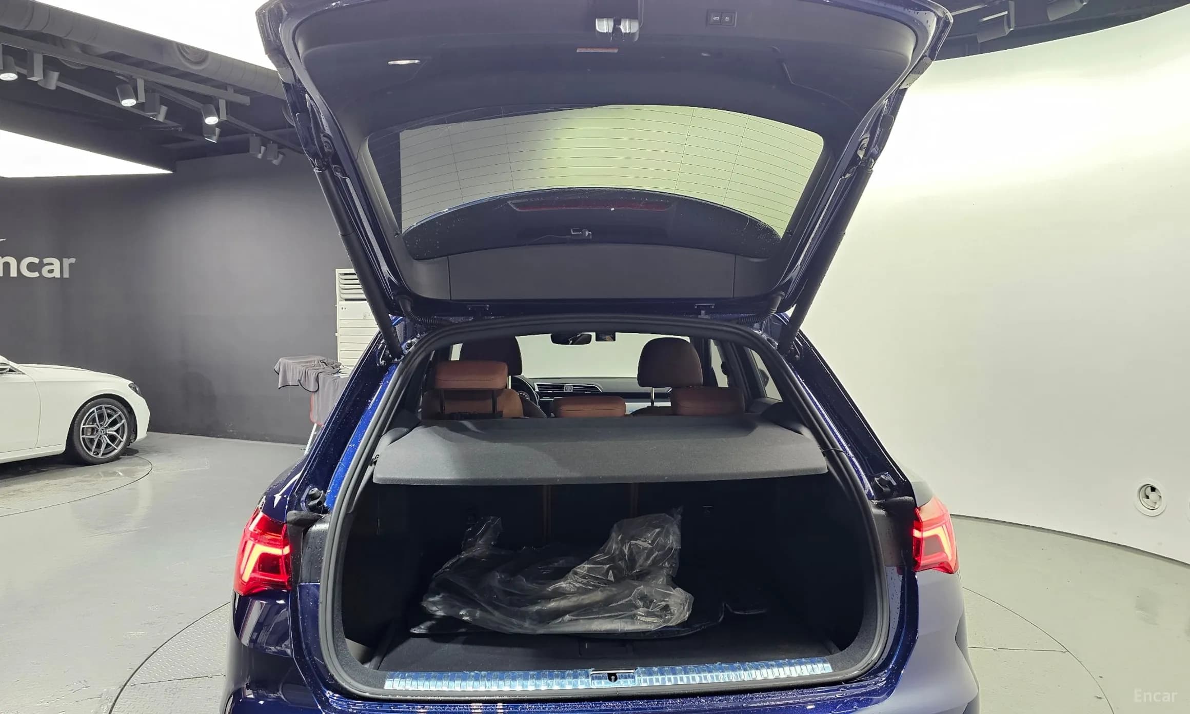 Q3 (F3)
