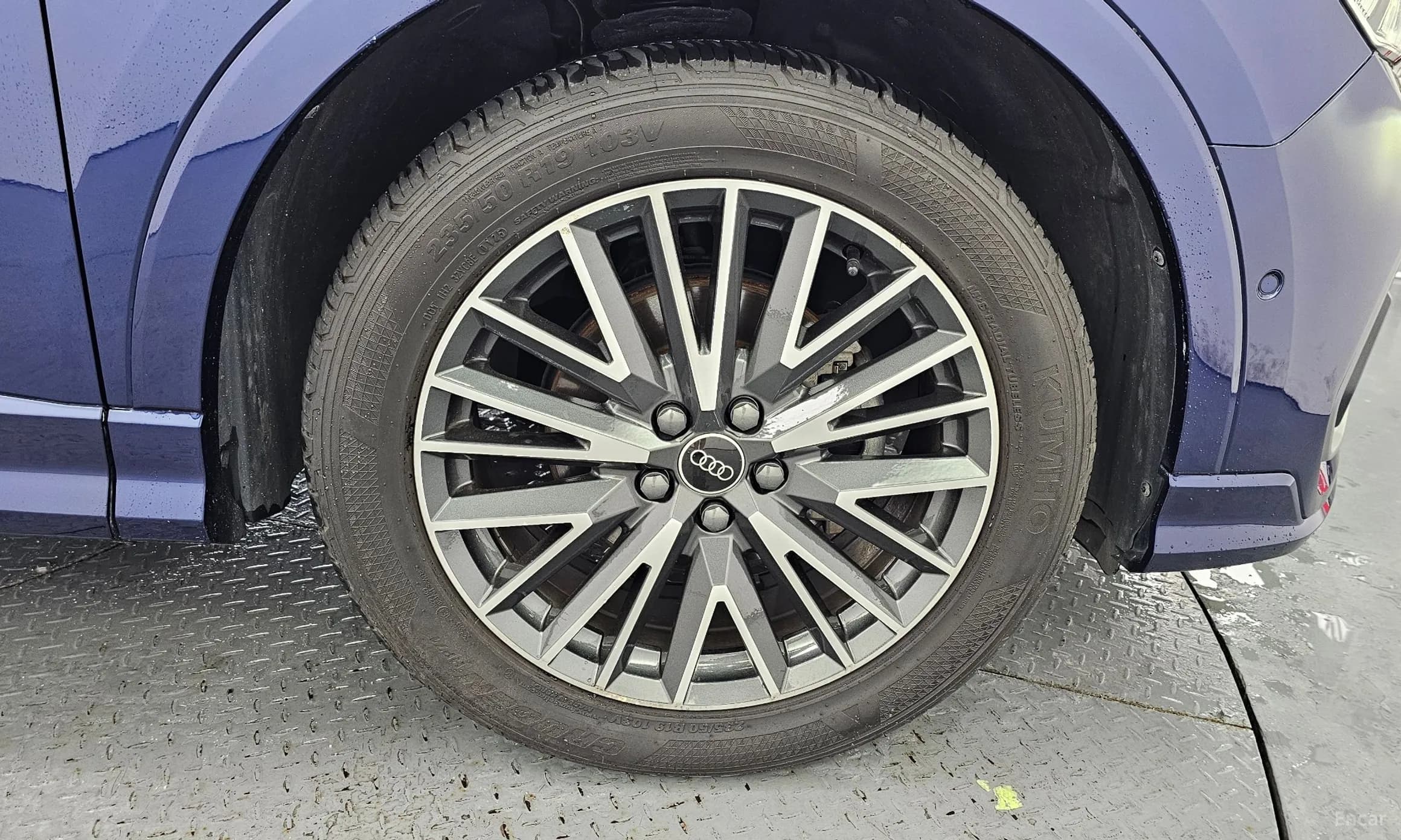 Q3 (F3)