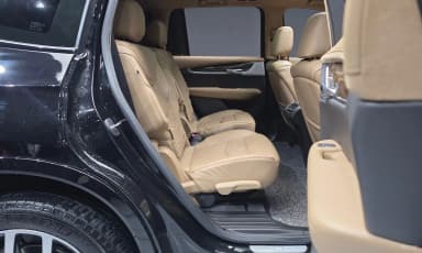 XT6