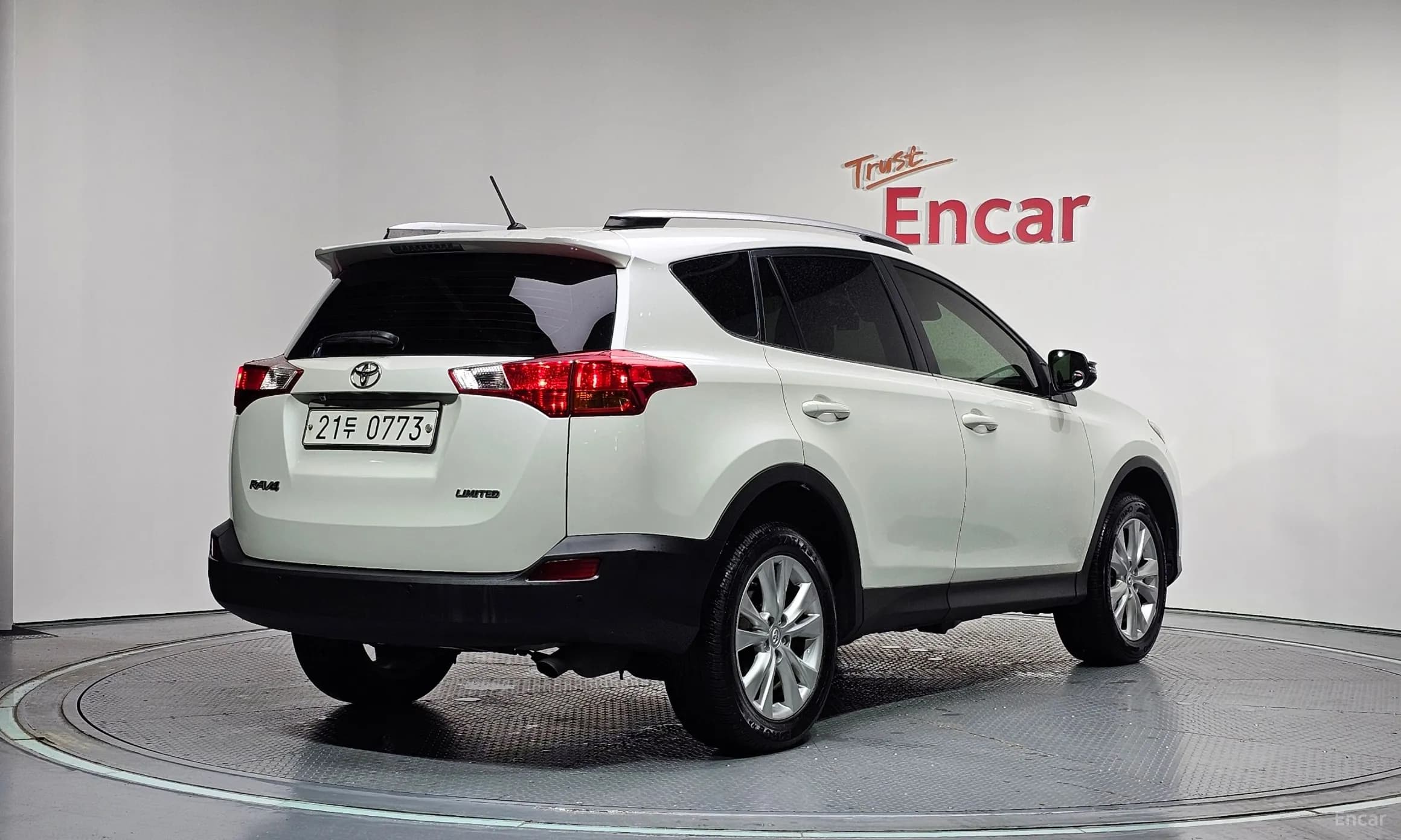 RAV4