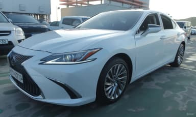 ES300h 7th Generation